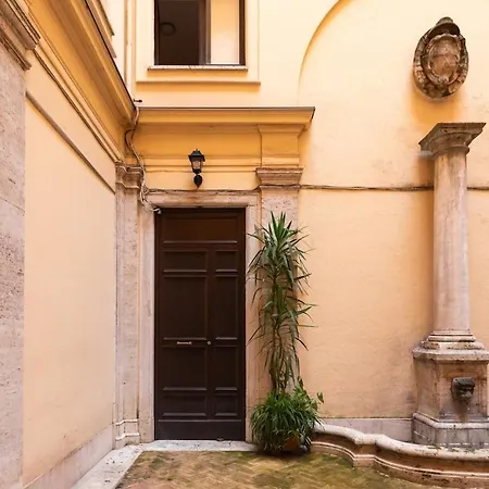 Casa Argentina, A Burghesius *