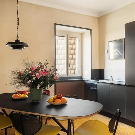 Casa Argentina, A Burghesius Appartement